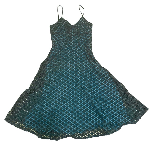 Smart Set Teal Embroidered Dress Size 1/XXS - Picture 1 of 5